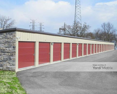 Source URL: https://cdnsc.rentcafe.com/dmslivecafe/3/1805451/1805451-1-4.jpg?width=-1&height=385&quality=80