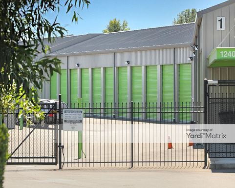 Source URL: https://cdnsc.rentcafe.com/dmslivecafe/3/1808121/1808121-1-2.jpg?width=-1&height=385&quality=80