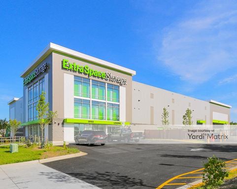 Source URL: https://cdnsc.rentcafe.com/dmslivecafe/3/1808127/1808127-1-2.jpg?width=-1&height=385&quality=80