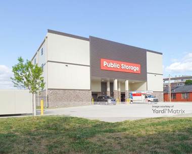 Storage Units for Rent available at 700 Woodswether Road, Kansas City, MO 64105
