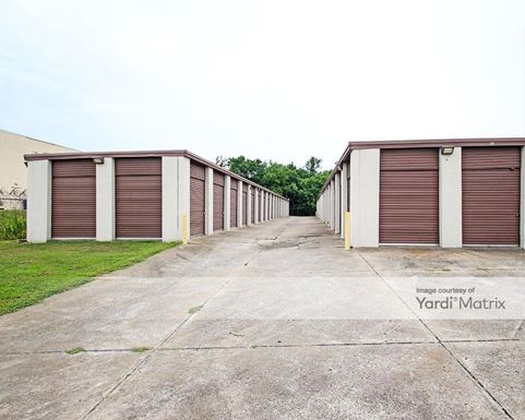 Source URL: https://cdnsc.rentcafe.com/dmslivecafe/3/1820906/1820906-1-3.jpg?width=-1&height=385&quality=80