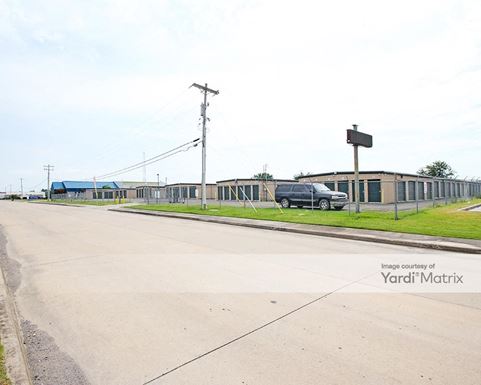 Source URL: https://cdnsc.rentcafe.com/dmslivecafe/3/1820925/1820925-1-1.jpg?width=-1&height=385&quality=80