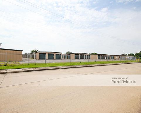 Source URL: https://cdnsc.rentcafe.com/dmslivecafe/3/1820925/1820925-1-2.jpg?width=-1&height=385&quality=80