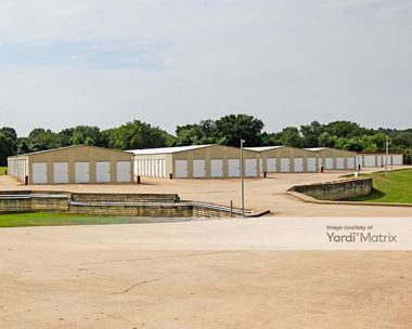 Storage Units for Rent available at 121 North Country Club Road, Muskogee, OK 74403
