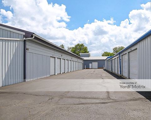 Source URL: https://cdnsc.rentcafe.com/dmslivecafe/3/1820931/1820931-1-5.jpg?width=-1&height=385&quality=80