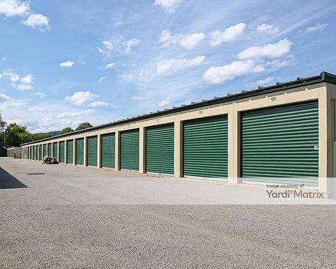 Source URL: https://cdnsc.rentcafe.com/dmslivecafe/3/1820935/1820935-1-2.jpg?width=-1&height=385&quality=80