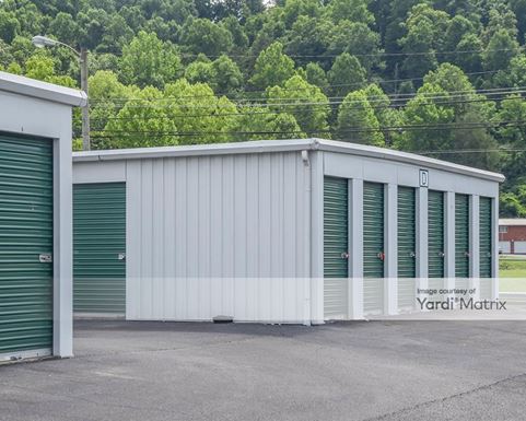 Source URL: https://cdnsc.rentcafe.com/dmslivecafe/3/1820940/1820940-1-3.jpg?width=-1&height=385&quality=80