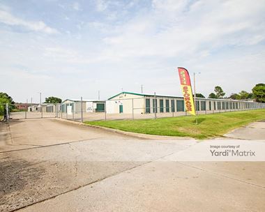 Storage Units for Rent available at 2208 Georgia Avenue, Muskogee, OK 74403