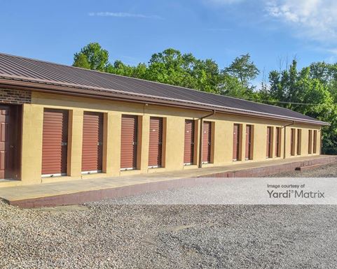 Source URL: https://cdnsc.rentcafe.com/dmslivecafe/3/1820945/1820945-1-3.jpg?width=-1&height=385&quality=80