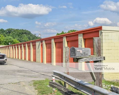 Source URL: https://cdnsc.rentcafe.com/dmslivecafe/3/1820946/1820946-1-4.jpg?width=-1&height=385&quality=80