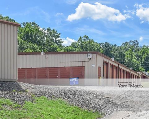 Source URL: https://cdnsc.rentcafe.com/dmslivecafe/3/1820950/1820950-1-2.jpg?width=-1&height=385&quality=80