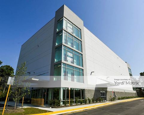 Source URL: https://cdnsc.rentcafe.com/dmslivecafe/3/1820966/1820966-1-3.jpg?width=-1&height=385&quality=80