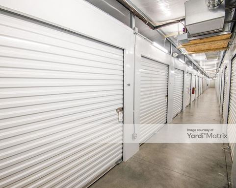 Source URL: https://cdnsc.rentcafe.com/dmslivecafe/3/1820979/1820979-1-5.jpg?width=-1&height=385&quality=80