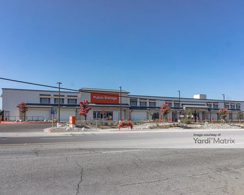 Source URL: https://cdnsc.rentcafe.com/dmslivecafe/3/1820981/1820981-1-2.jpg?width=-1&height=385&quality=80