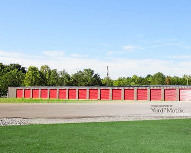 Storage Units for Rent available at 1560 Dr. Martin Luther King Jr. Pkwy, Morristown, TN 37813