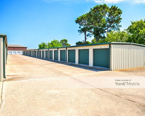 Source URL: https://cdnsc.rentcafe.com/dmslivecafe/3/1837951/1837951-1-5.jpg?width=-1&height=385&quality=80