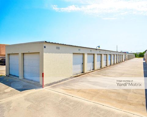 Source URL: https://cdnsc.rentcafe.com/dmslivecafe/3/1837951/1837951-1-6.jpg?width=-1&height=385&quality=80