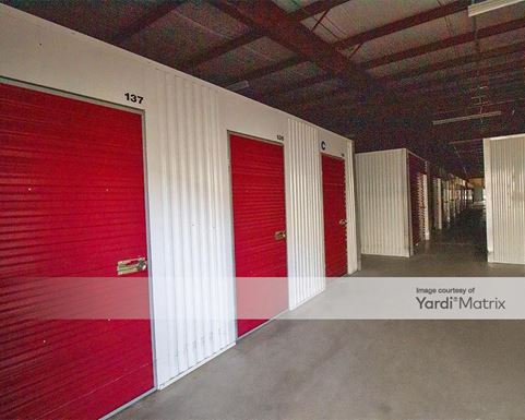 Source URL: https://cdnsc.rentcafe.com/dmslivecafe/3/1837956/1837956-1-5.jpg?width=-1&height=385&quality=80