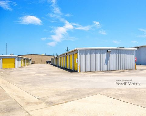 Source URL: https://cdnsc.rentcafe.com/dmslivecafe/3/1837959/1837959-1-6.jpg?width=-1&height=385&quality=80