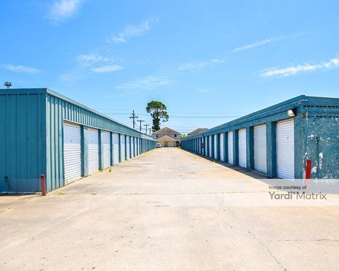 Source URL: https://cdnsc.rentcafe.com/dmslivecafe/3/1837961/1837961-1-3.jpg?width=-1&height=385&quality=80