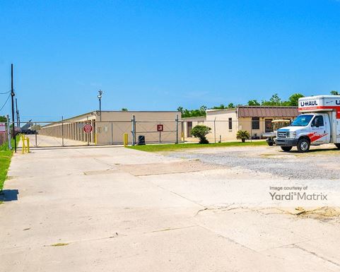 Source URL: https://cdnsc.rentcafe.com/dmslivecafe/3/1837962/1837962-1-2.jpg?width=-1&height=385&quality=80