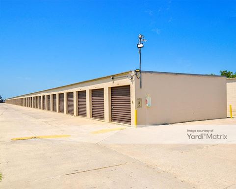 Source URL: https://cdnsc.rentcafe.com/dmslivecafe/3/1837962/1837962-1-4.jpg?width=-1&height=385&quality=80