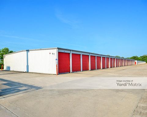 Source URL: https://cdnsc.rentcafe.com/dmslivecafe/3/1837967/1837967-1-4.jpg?width=-1&height=385&quality=80