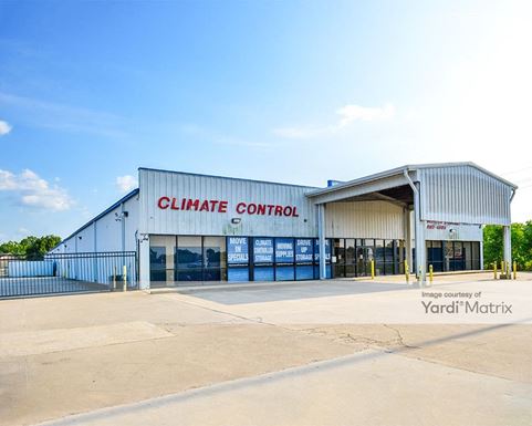 Source URL: https://cdnsc.rentcafe.com/dmslivecafe/3/1837975/1837975-1-2.jpg?width=-1&height=385&quality=80