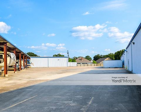 Source URL: https://cdnsc.rentcafe.com/dmslivecafe/3/1837975/1837975-1-4.jpg?width=-1&height=385&quality=80