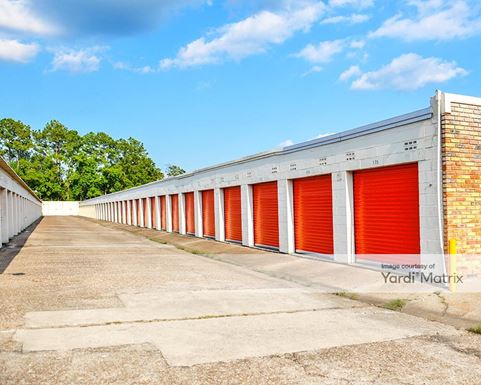 Source URL: https://cdnsc.rentcafe.com/dmslivecafe/3/1837976/1837976-1-5.jpg?width=-1&height=385&quality=80