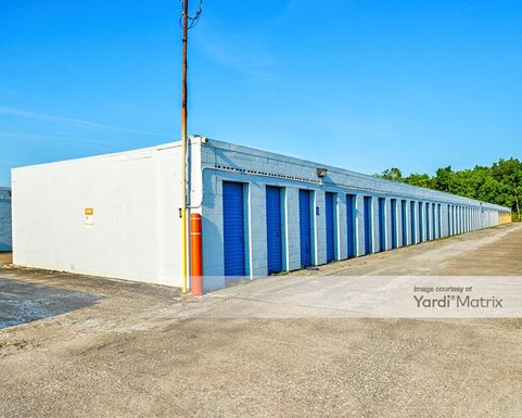 Source URL: https://cdnsc.rentcafe.com/dmslivecafe/3/1837981/1837981-1-6.jpg?width=-1&height=385&quality=80