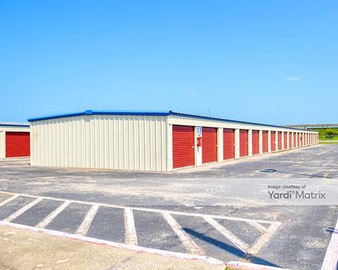 Source URL: https://cdnsc.rentcafe.com/dmslivecafe/3/1837983/1837983-1-4.jpg?width=-1&height=385&quality=80