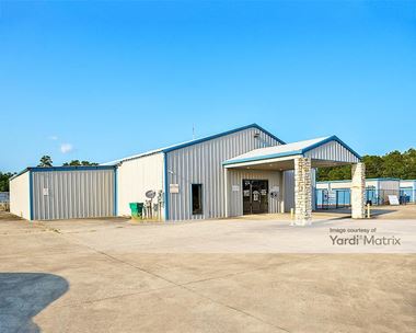 Storage Units for Rent available at 207 North Street, Vidor, TX 77662