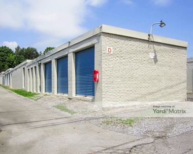 Storage Units for Rent available at 1925 Brookside Drive, Kingsport, TN 37660