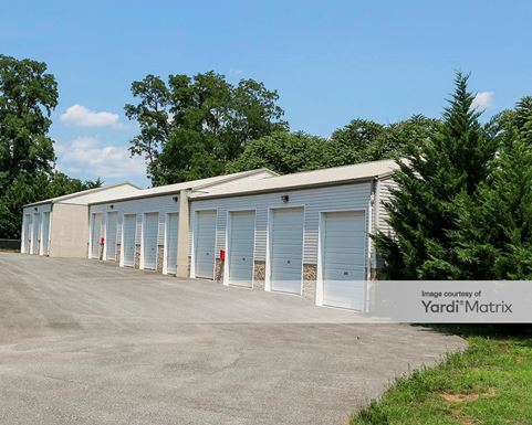 Source URL: https://cdnsc.rentcafe.com/dmslivecafe/3/1838027/1838027-1-2.jpg?width=-1&height=385&quality=80