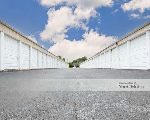 Source URL: https://cdnsc.rentcafe.com/dmslivecafe/3/1838037/1838037-1-4.jpg?width=-1&height=385&quality=80