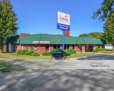 Storage Units for Rent available at 2501 North Lincoln Avenue, Davenport, IA 52804
