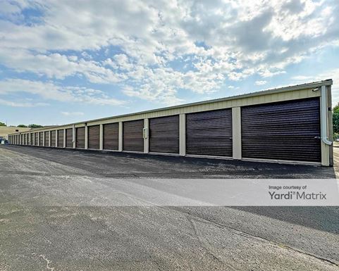 Source URL: https://cdnsc.rentcafe.com/dmslivecafe/3/1838103/1838103-1-4.jpg?width=-1&height=385&quality=80