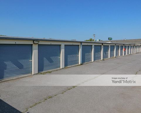 Source URL: https://cdnsc.rentcafe.com/dmslivecafe/3/1838132/1838132-1-6.jpg?width=-1&height=385&quality=80