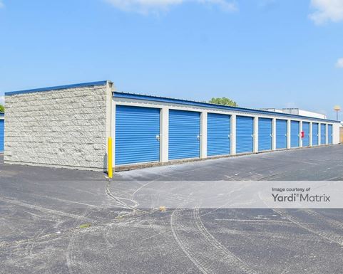 Source URL: https://cdnsc.rentcafe.com/dmslivecafe/3/1838151/1838151-1-4.jpg?width=-1&height=385&quality=80