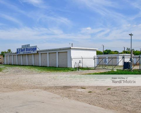 Source URL: https://cdnsc.rentcafe.com/dmslivecafe/3/1838162/1838162-1-4.jpg?width=-1&height=385&quality=80