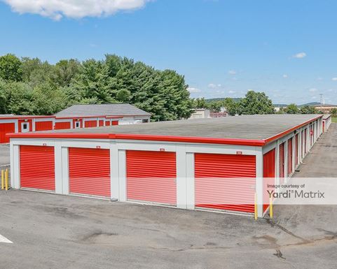 Source URL: https://cdnsc.rentcafe.com/dmslivecafe/3/1838166/1838166-1-2.jpg?width=-1&height=385&quality=80