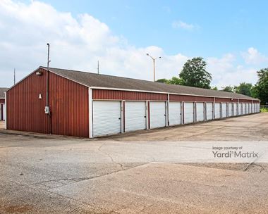 Image for North Bridge Mini Storage - 2021 McKinley Street, Clinton, IA