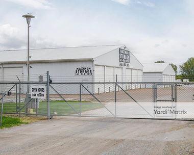 Storage Units for Rent available at 4850 Wapello Avenue, Davenport, IA 52802