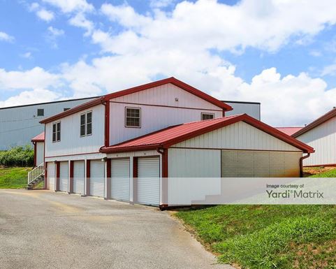 Source URL: https://cdnsc.rentcafe.com/dmslivecafe/3/1838202/1838202-1-3.jpg?width=-1&height=385&quality=80