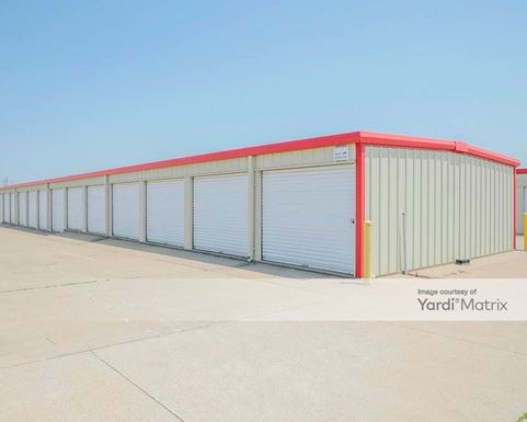 Source URL: https://cdnsc.rentcafe.com/dmslivecafe/3/1838226/1838226-1-3.jpg?width=-1&height=385&quality=80