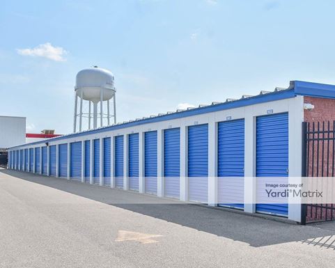 Source URL: https://cdnsc.rentcafe.com/dmslivecafe/3/1838236/1838236-1-4.jpg?width=-1&height=385&quality=80