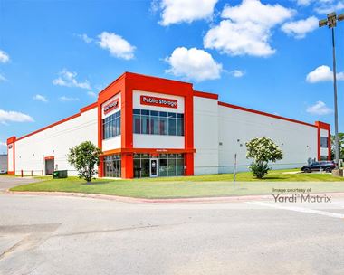 Storage Units for Rent available at 4195 North Dowlen Road, Beaumont, TX 77706