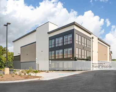 Storage Units for Rent available at 75 Hwy 17 South, Paramus, NJ 07652