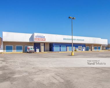 Storage Units for Rent available at 101 Brazosport Boulevard North, Clute, TX 77531